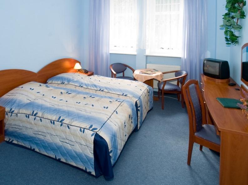 Dom Zdrojowy Hotel Swieradow-Zdroj Phòng bức ảnh